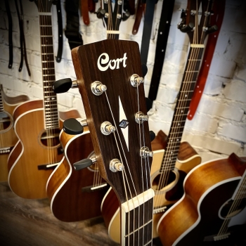 Электроакустическая гитара Cort MR710F-NS